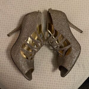 Gold Sparkle Peep-Toe Heels